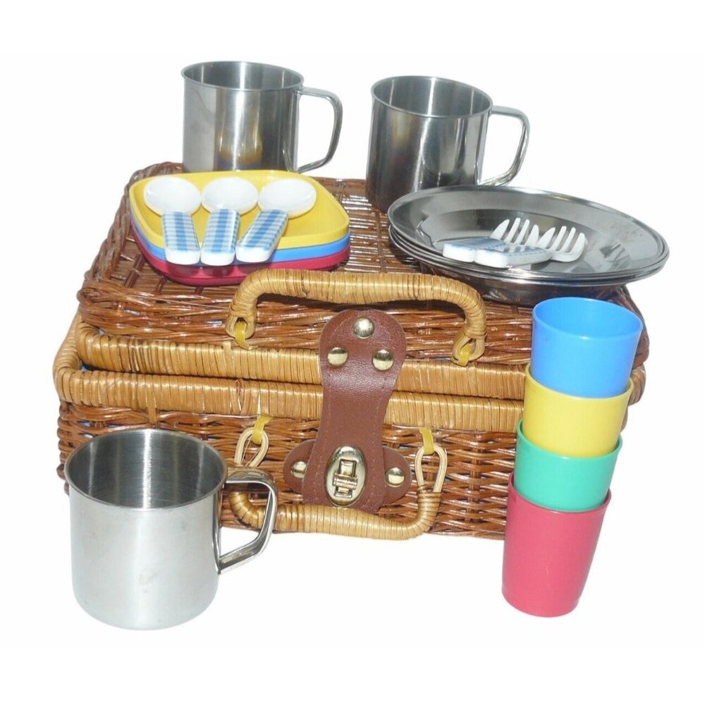 Wicker Picnic Basket Stainless Steel Cups Plates Multi-Color Cups Plates Vtg Kid